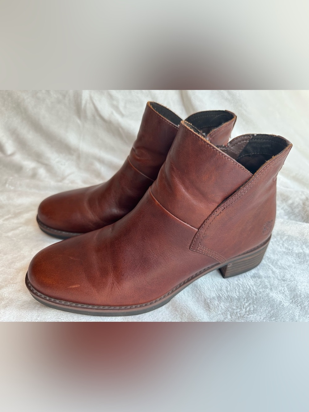 Timberland Chestnut Brown Leather Ankle Booties